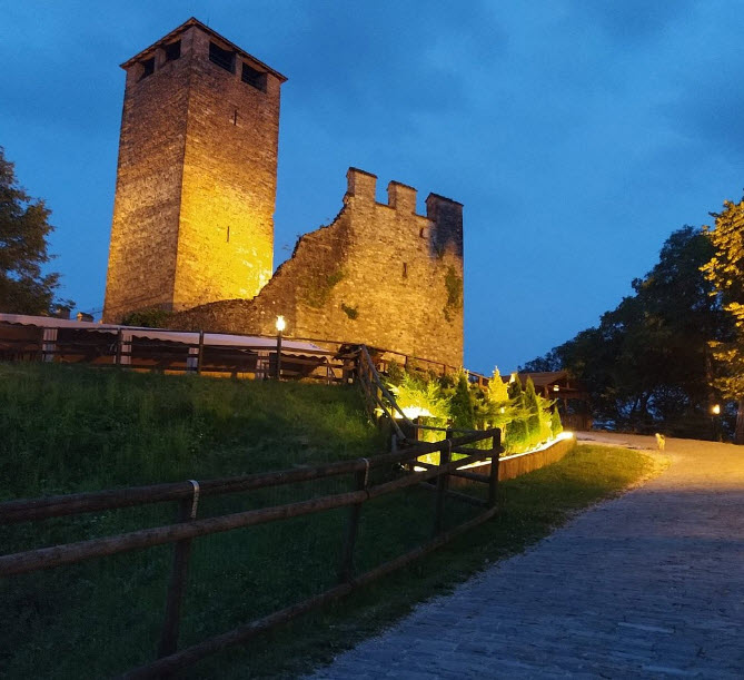 Castello di Zumelle, Italy